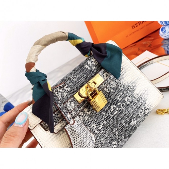Hermes エルメス ☆ 2021年最新なクラシックな Kelly ショルダーバッグ 手提げ袋 肩掛け